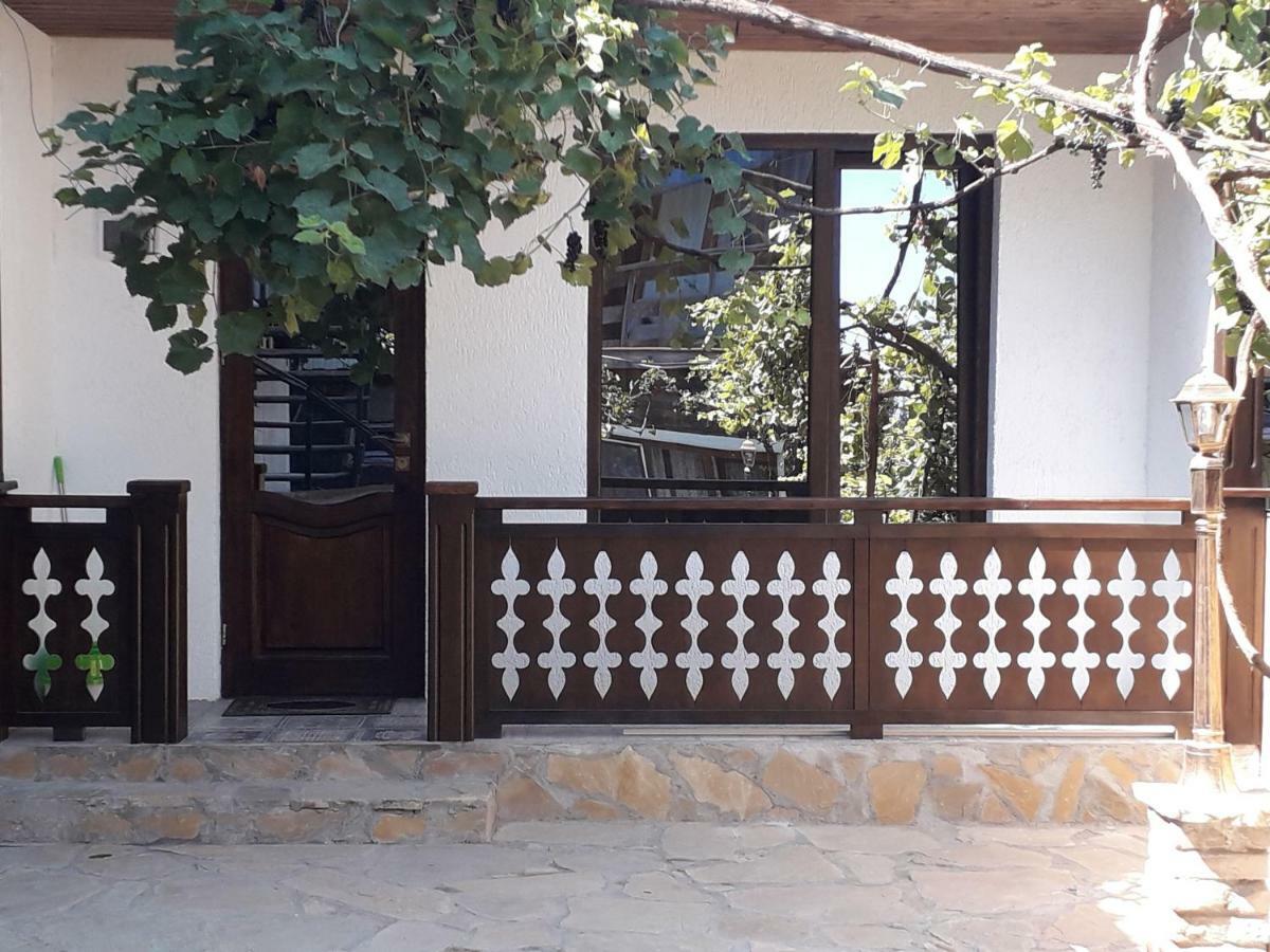 Apartment borjomi, Erekle street, 21A Buitenkant foto
